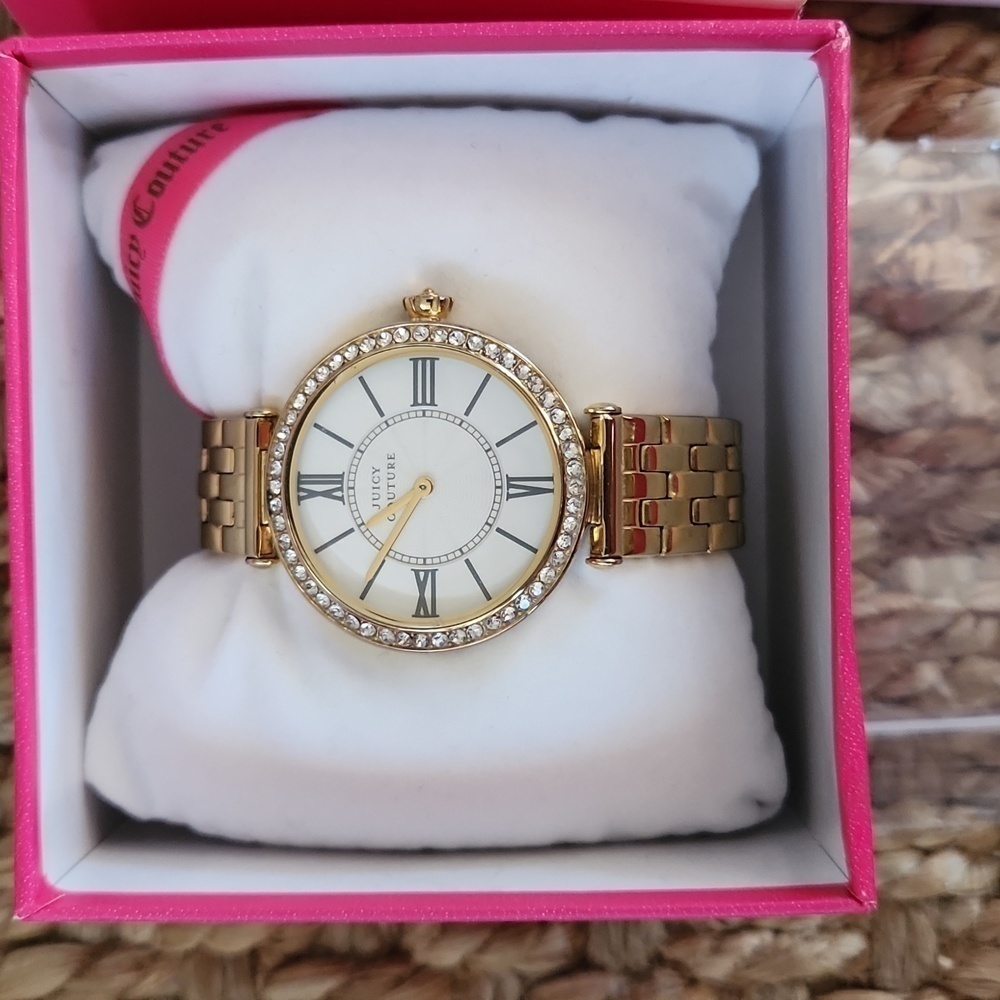 ✨️NWT JUICY COUTURE Gold Diamond lined Watch - Picture 3 of 17